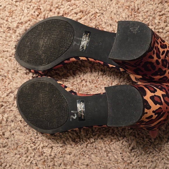 Unisa Animal Print Block Heels EUC Size 7 (#0718) - Picture 6 of 8